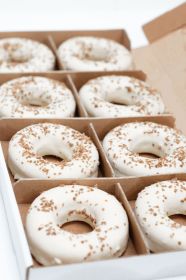 LoLo Gourmet Donut (Option: Vanilla  (BULK))